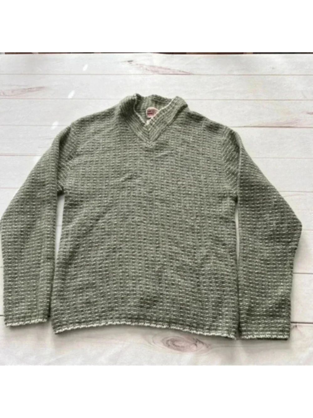 Vintage Imported Lyons Burbank 100% imported wool Green sweater size 40 …